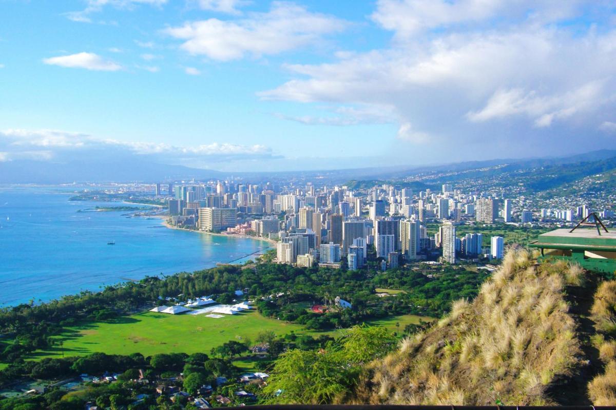 Ocean & Diamond Head Views - Near Beach - Parking! Honolulu Eksteriør bilde